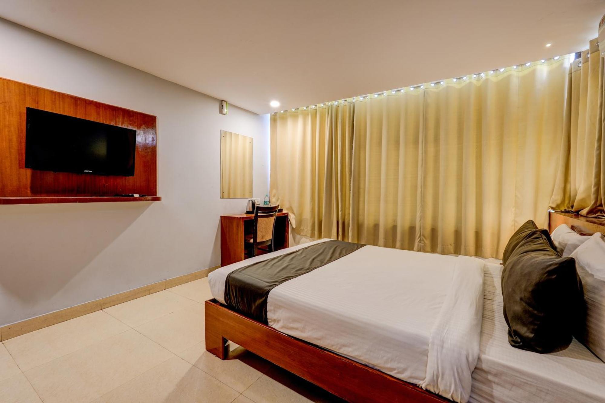 Hotel O V3R Residency Bangalore Exteriör bild