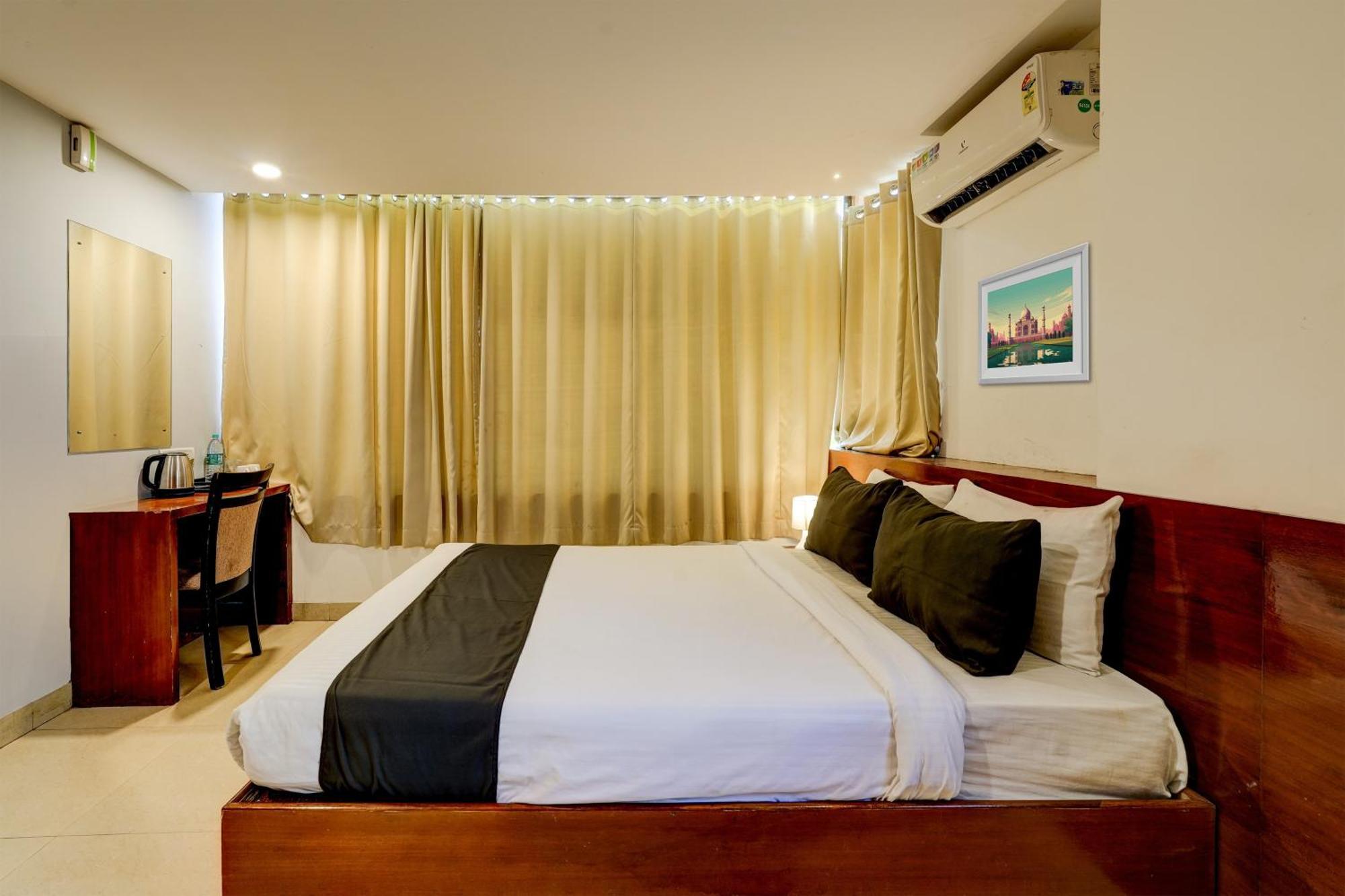Hotel O V3R Residency Bangalore Exteriör bild