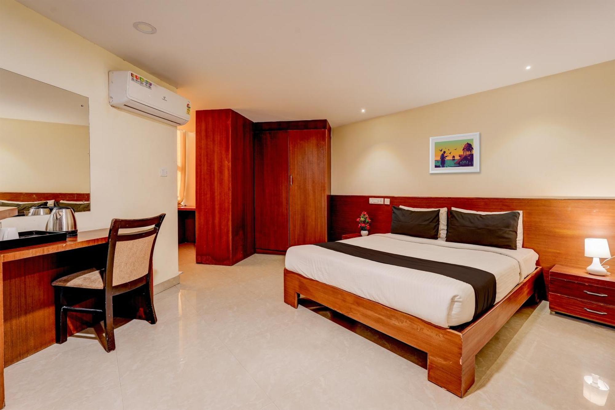 Hotel O V3R Residency Bangalore Exteriör bild