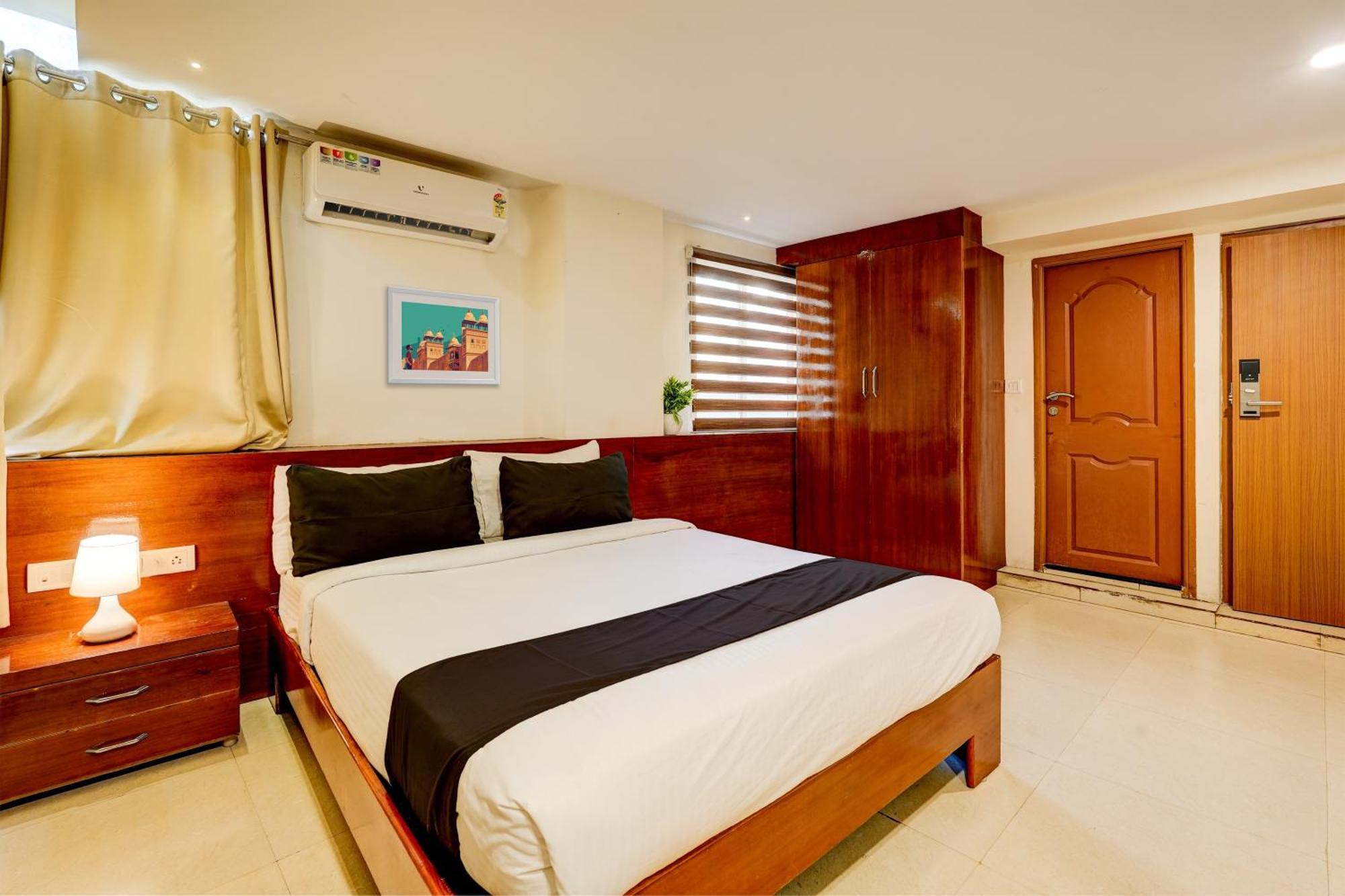 Hotel O V3R Residency Bangalore Exteriör bild